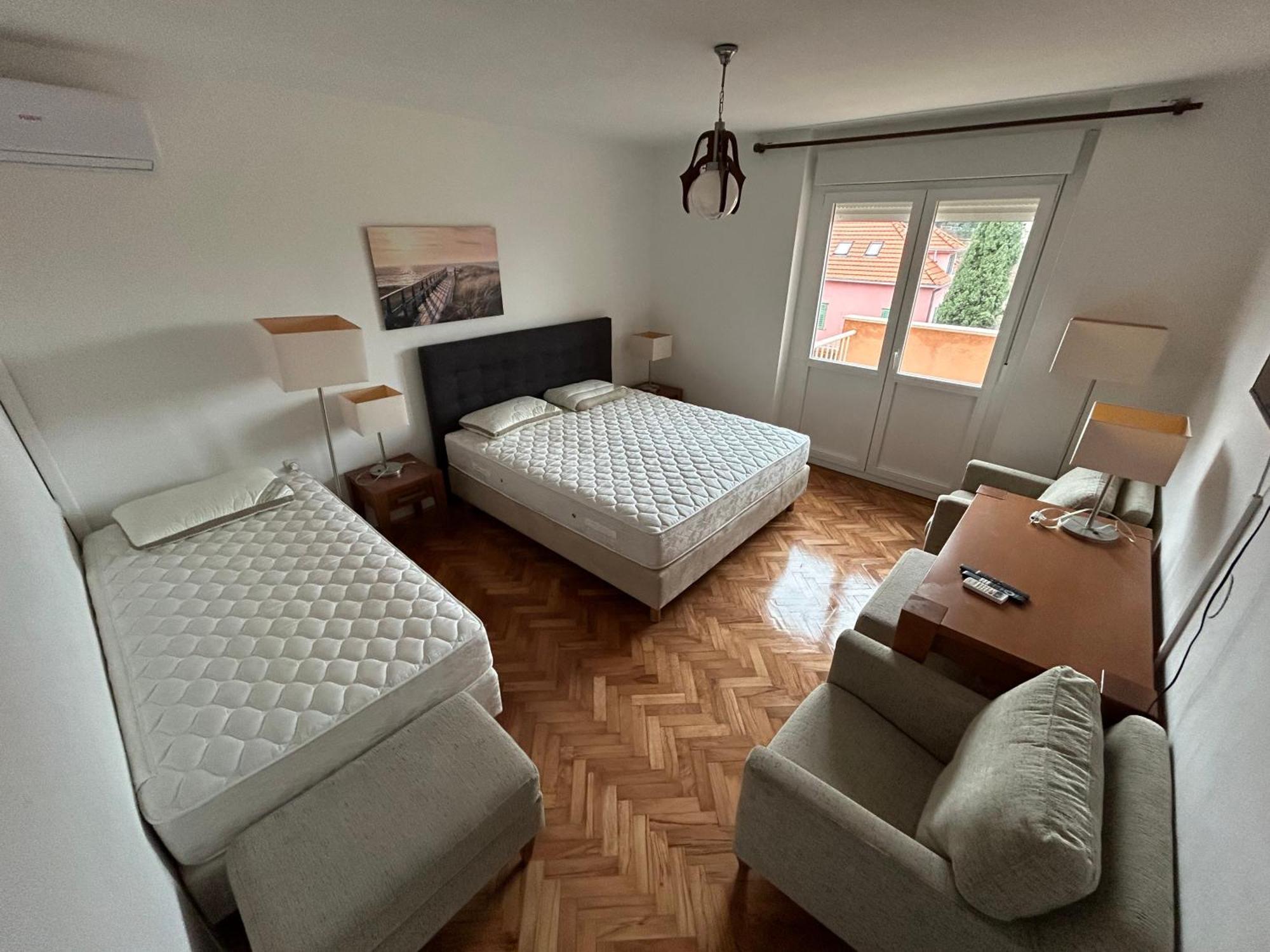 Bella Vista Apartment *